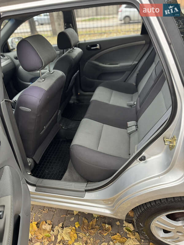 Универсал Chevrolet Lacetti 2006 в Каменском фото 13 Универсал Chevrolet Lacetti 2006 в Каменском