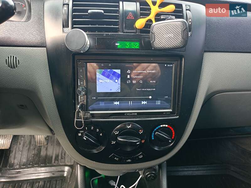 Седан Chevrolet Lacetti 2005 в Малиновке фото 14 Седан Chevrolet Lacetti 2005 в Малиновке