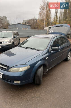 Хэтчбек Chevrolet Lacetti 2008 в Киеве