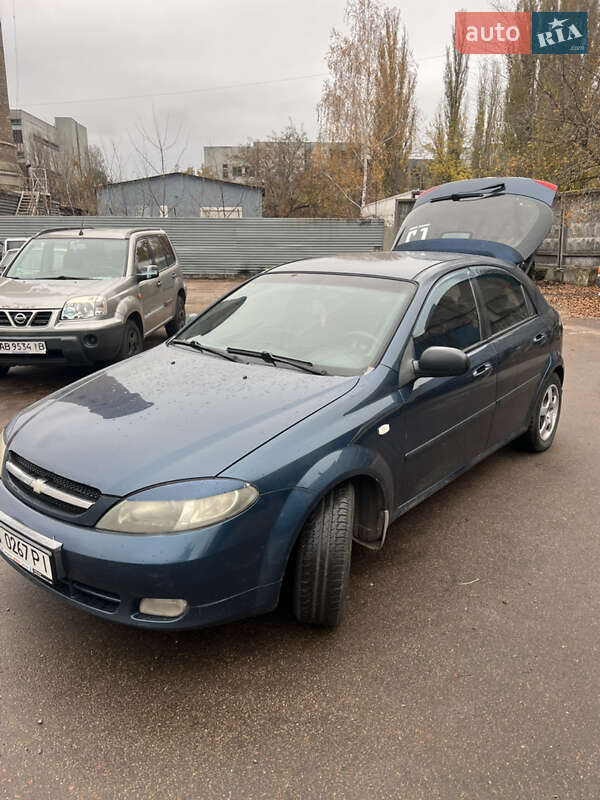 Хэтчбек Chevrolet Lacetti 2008 в Киеве фото Хэтчбек Chevrolet Lacetti 2008 в Киеве