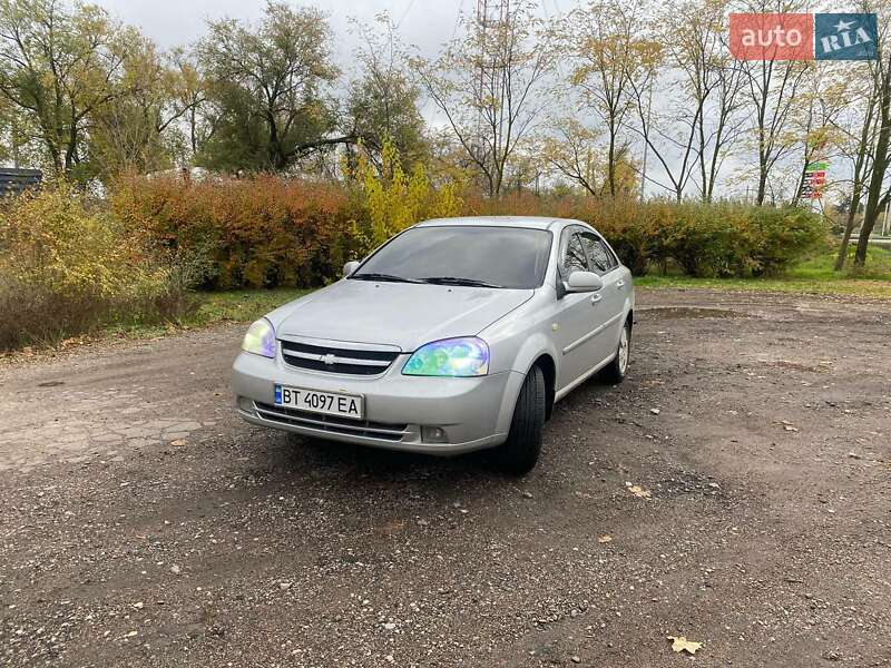 Седан Chevrolet Lacetti 2004 в Николаеве