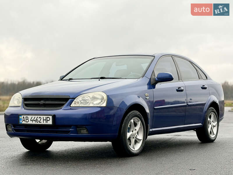 Седан Chevrolet Lacetti 2008 в Виннице