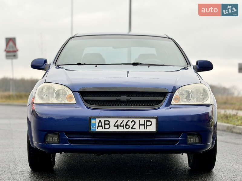 Седан Chevrolet Lacetti 2008 в Виннице
