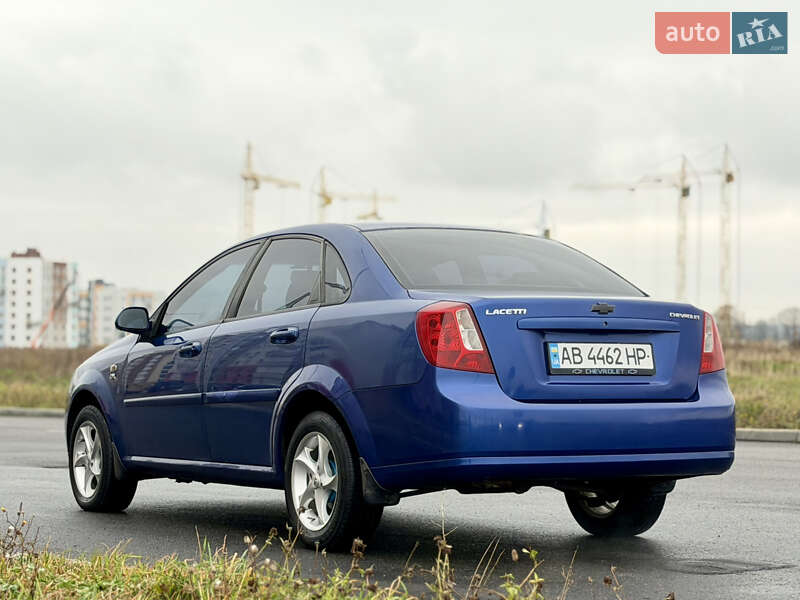 Седан Chevrolet Lacetti 2008 в Виннице