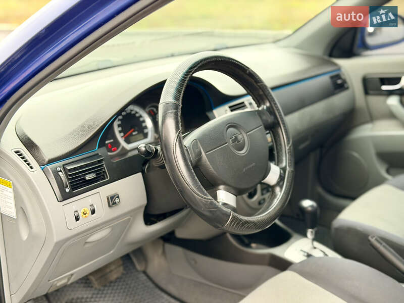 Седан Chevrolet Lacetti 2008 в Виннице