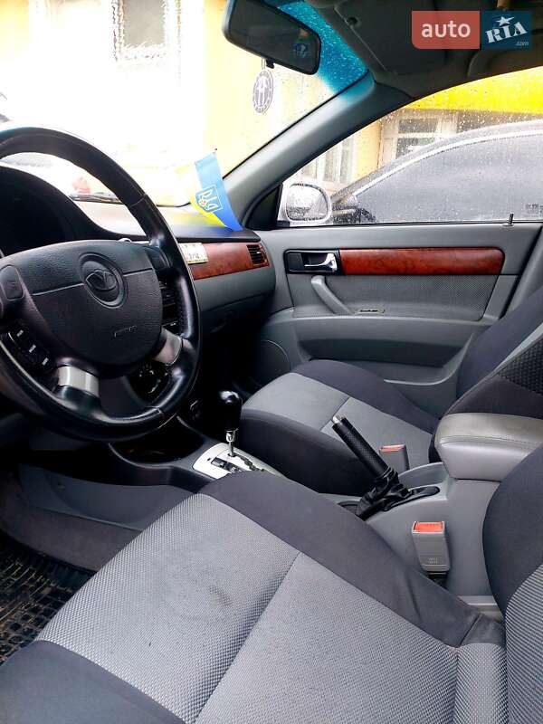 Седан Chevrolet Lacetti 2011 в Киеве