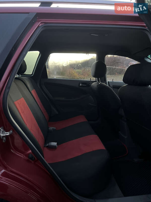 Універсал Chevrolet Lacetti 2011 в Сторожинці