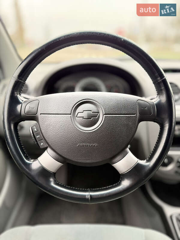 Хэтчбек Chevrolet Lacetti 2006 в Николаеве
