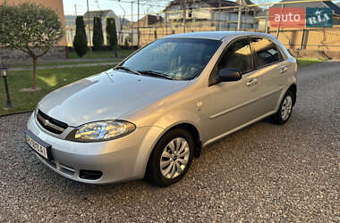 Хэтчбек Chevrolet Lacetti 2005 в Мукачево