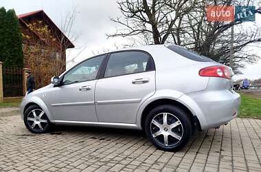 Хетчбек Chevrolet Lacetti 2005 в Первомайську