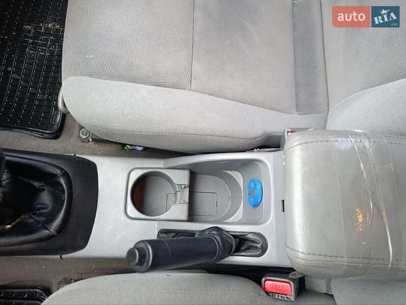 Универсал Chevrolet Lacetti 2006 в Киеве фото 70 Универсал Chevrolet Lacetti 2006 в Киеве