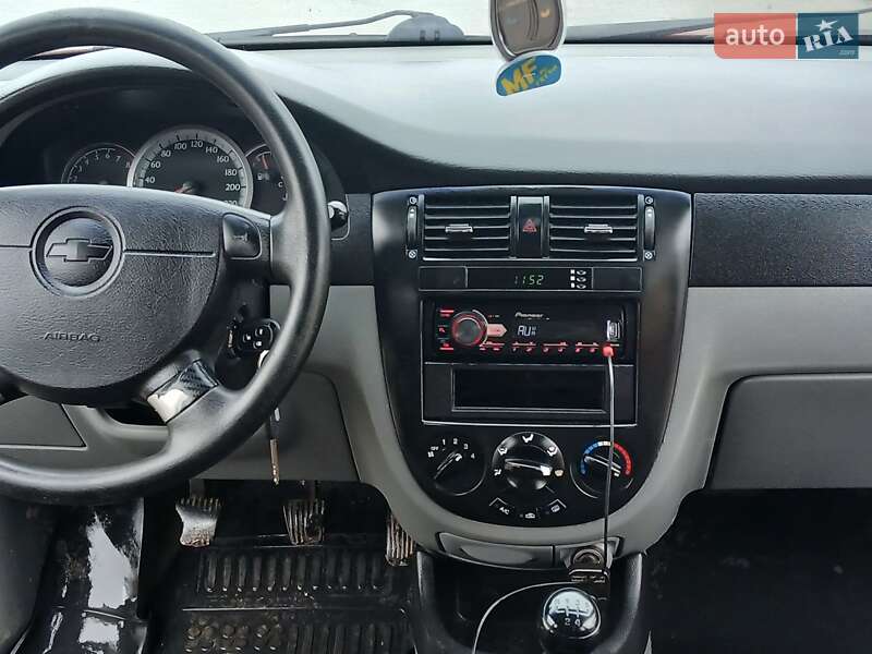 Седан Chevrolet Lacetti 2006 в Гусятине