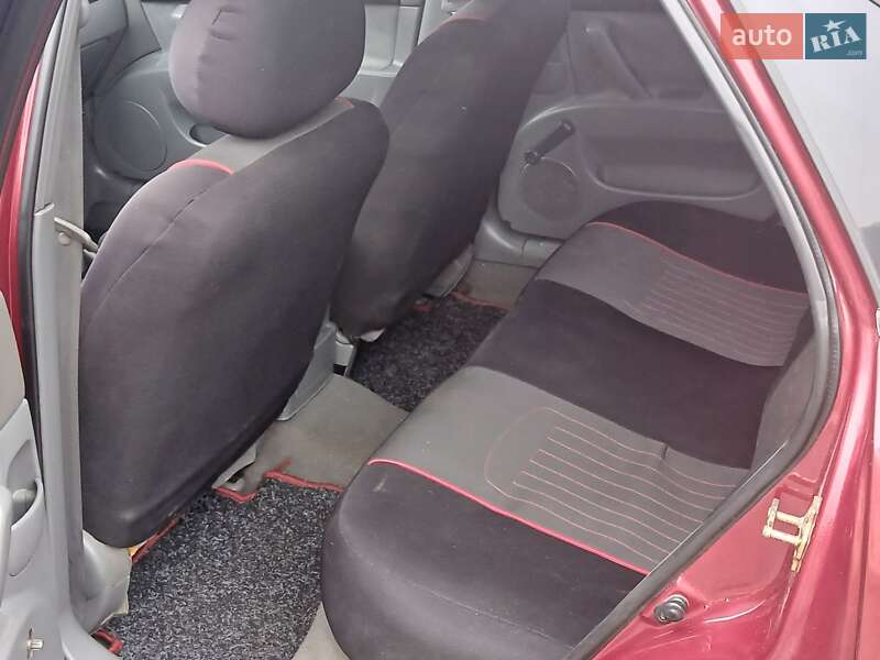 Седан Chevrolet Lacetti 2006 в Гусятине