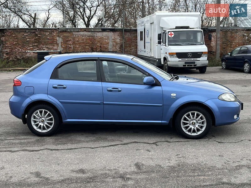 Хэтчбек Chevrolet Lacetti 2006 в Белой Церкви
