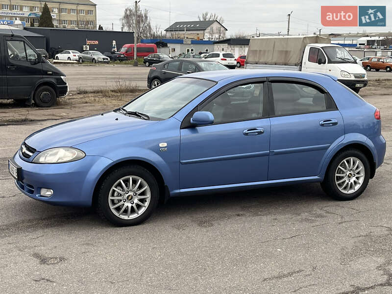 Хэтчбек Chevrolet Lacetti 2006 в Белой Церкви