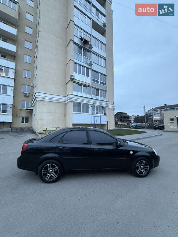 Седан Chevrolet Lacetti 2007 в Чернигове