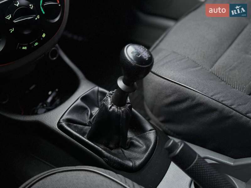 Седан Chevrolet Lacetti 2012 в Киеве фото 23 Седан Chevrolet Lacetti 2012 в Киеве