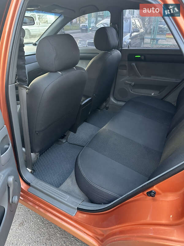 Седан Chevrolet Lacetti 2006 в Києві фото 8 Седан Chevrolet Lacetti 2006 в Києві