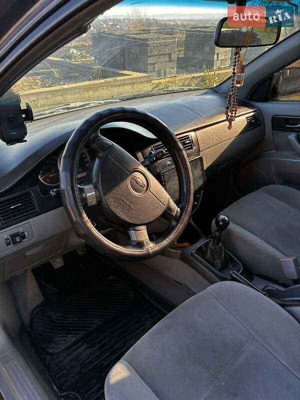 Седан Chevrolet Lacetti 2007 в Івано-Франківську