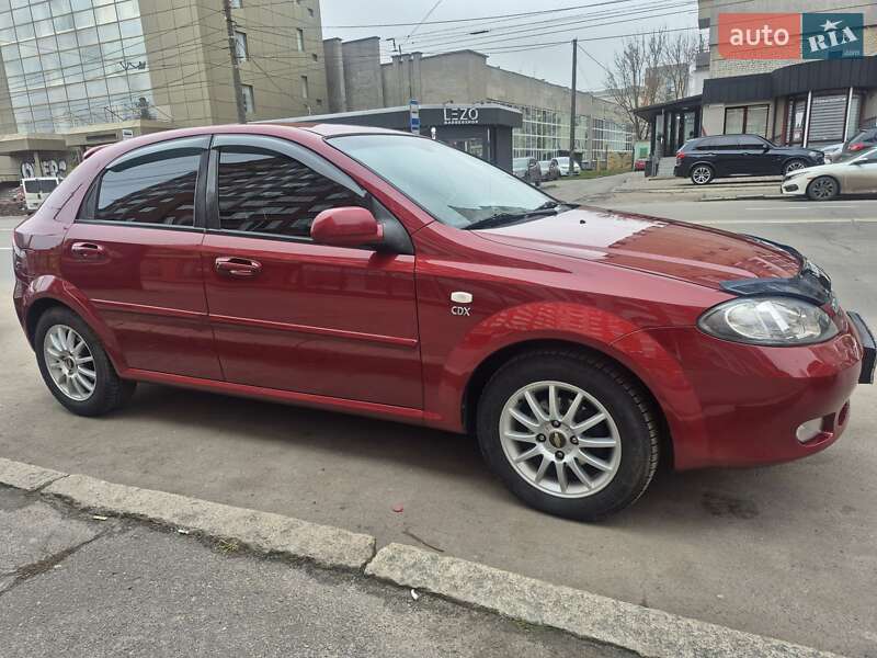 Хетчбек Chevrolet Lacetti 2006 в Хмельницькому