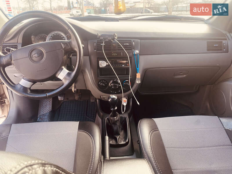 Седан Chevrolet Lacetti 2007 в Полтаві