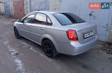 Седан Chevrolet Lacetti 2004 в Харькове