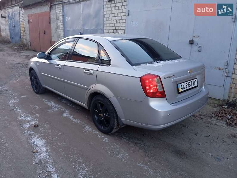 Седан Chevrolet Lacetti 2004 в Харкові