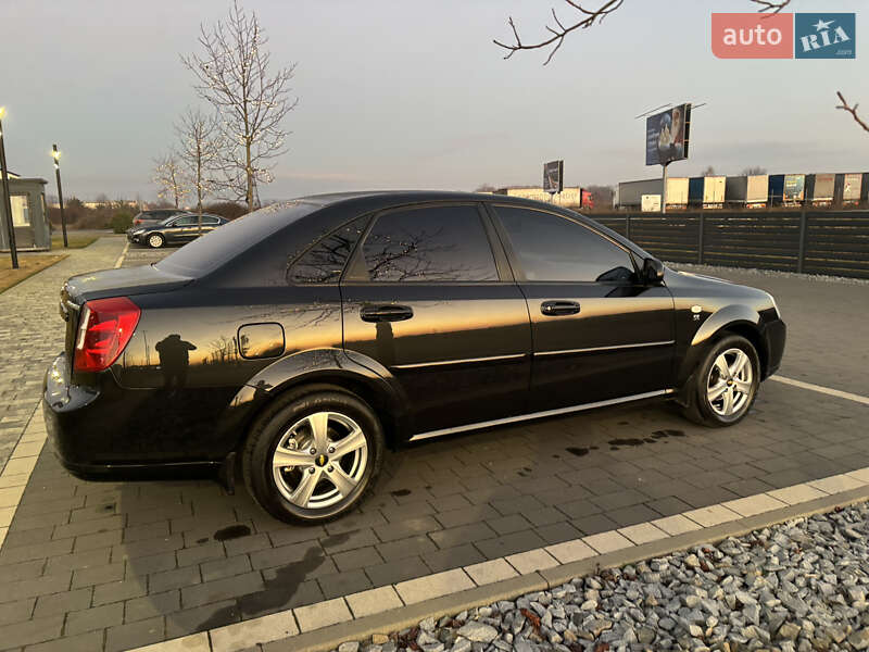 Седан Chevrolet Lacetti 2008 в Мукачево