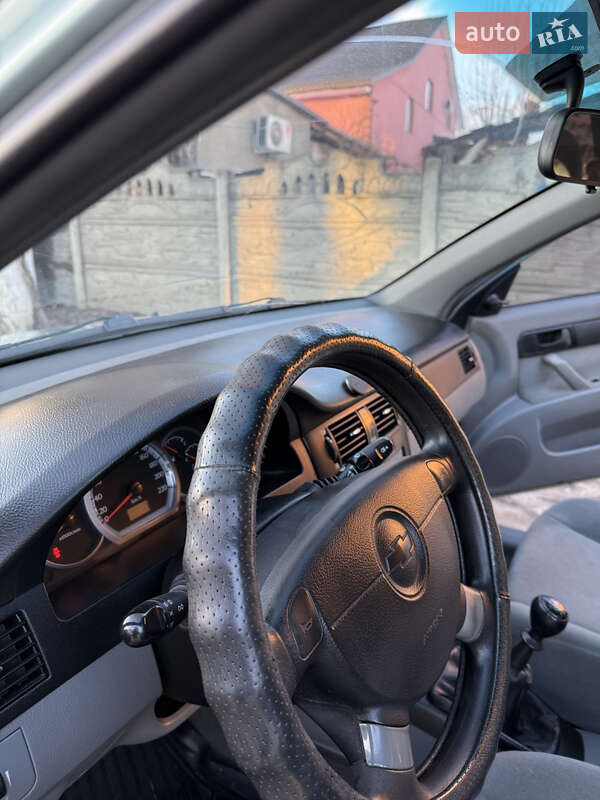 Седан Chevrolet Lacetti 2005 в Черновцах фото 24 Седан Chevrolet Lacetti 2005 в Черновцах