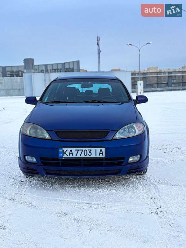 Хетчбек Chevrolet Lacetti 2007 в Києві фото 3 Хетчбек Chevrolet Lacetti 2007 в Києві