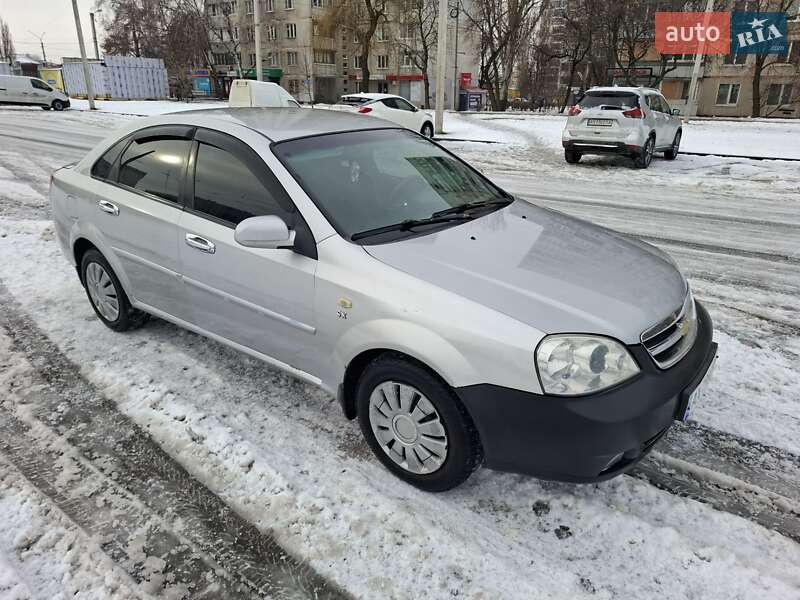 Седан Chevrolet Lacetti 2008 в Змиеве