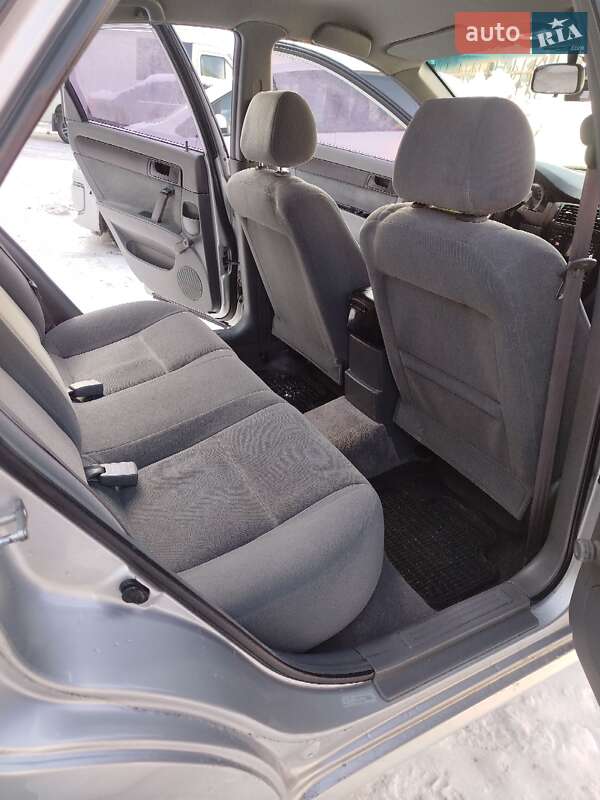 Седан Chevrolet Lacetti 2008 в Львові