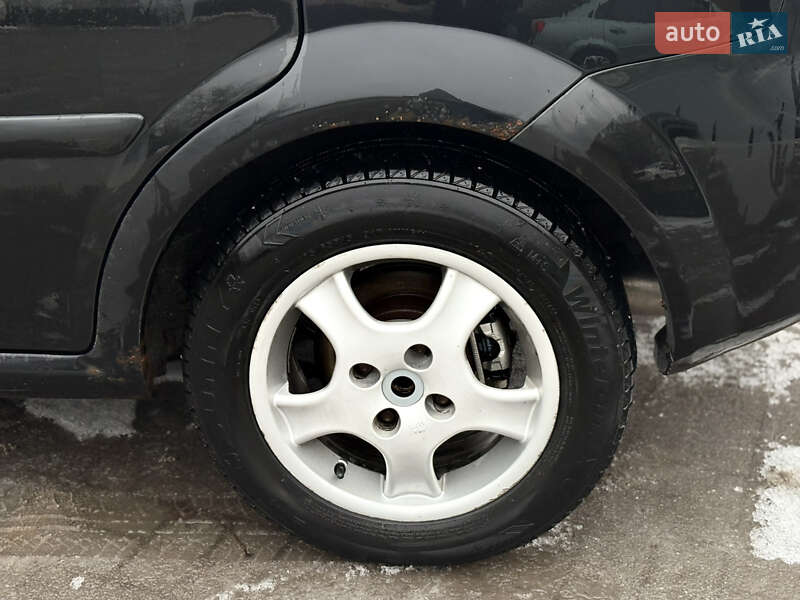 Хэтчбек Chevrolet Lacetti 2005 в Запорожье