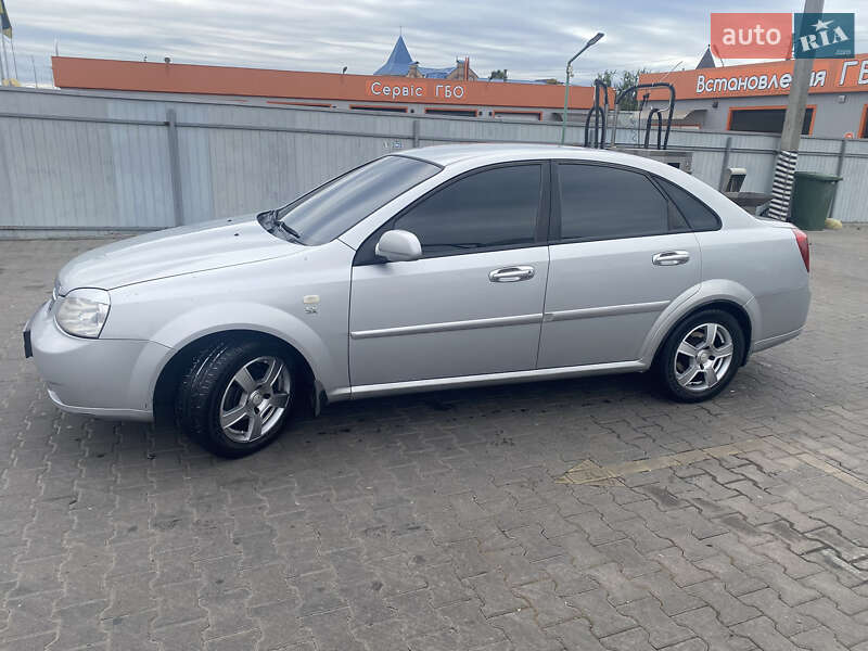 Седан Chevrolet Lacetti 2007 в Киеве