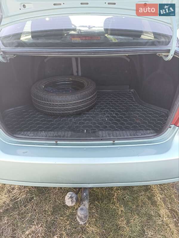 Седан Chevrolet Lacetti 2005 в Лубнах