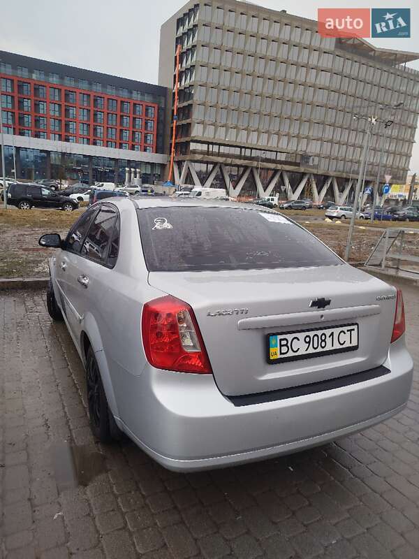 Седан Chevrolet Lacetti 2008 в Львові