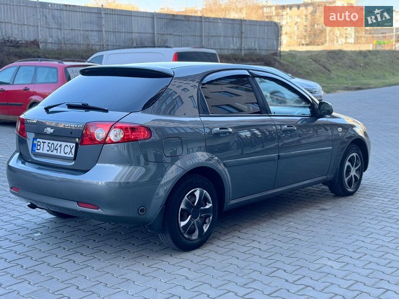 Chevrolet Lacetti 2012