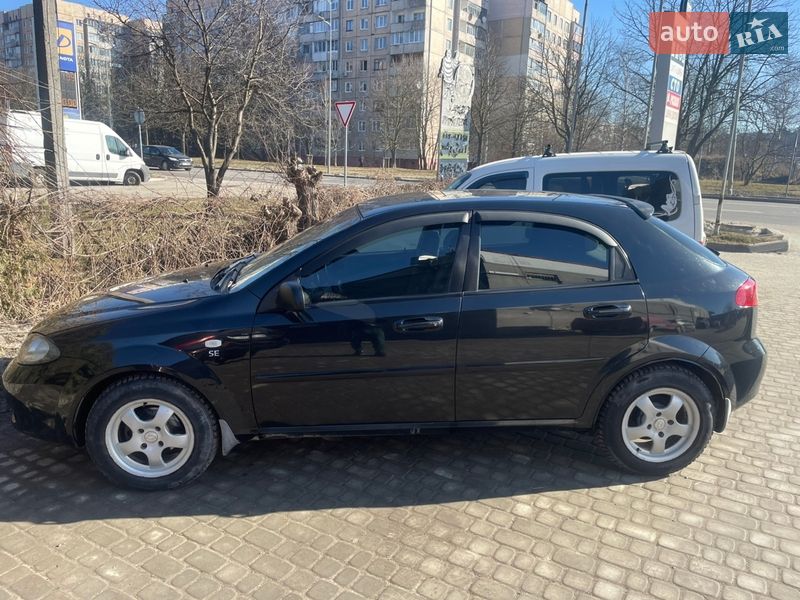 Хэтчбек Chevrolet Lacetti 2008 в Львове