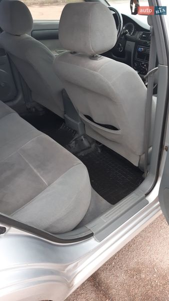 Седан Chevrolet Lacetti 2008 в Прилуках