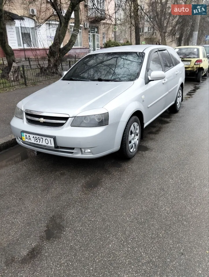 2010 Chevrolet Lacetti - мініатюра 12