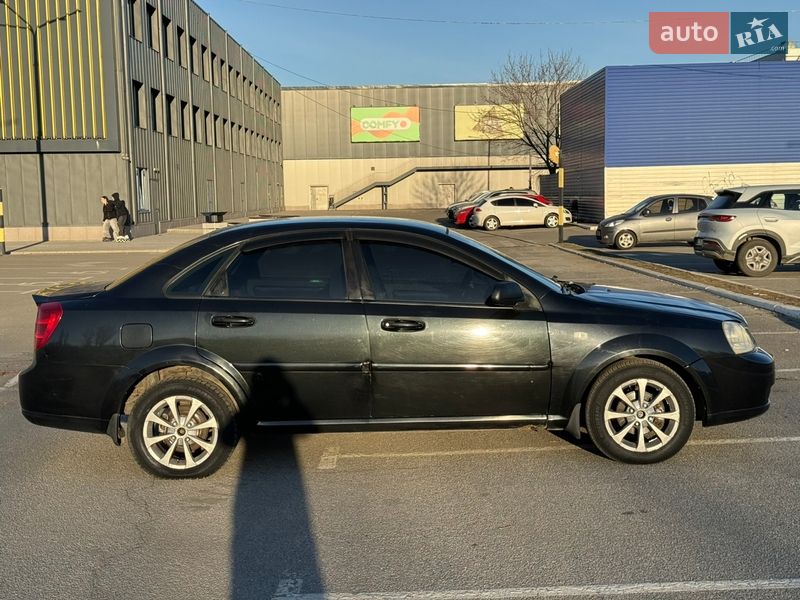 Седан Chevrolet Lacetti 2007 в Киеве