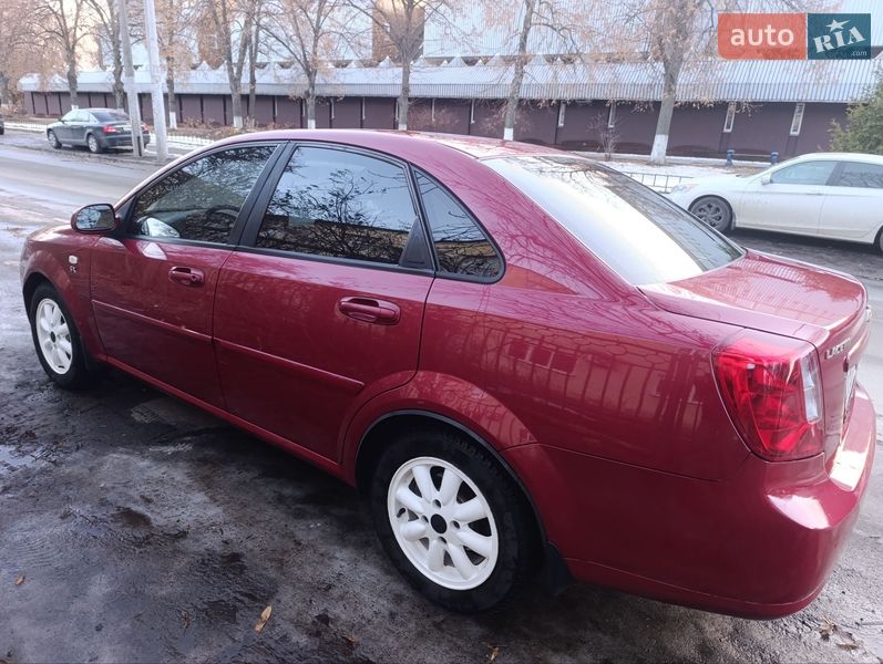 Седан Chevrolet Lacetti 2011 в Киеве