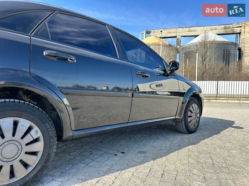 Седан Chevrolet Lacetti 2005 в Кременце