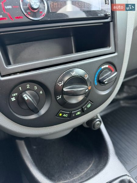 Седан Chevrolet Lacetti 2005 в Чернигове