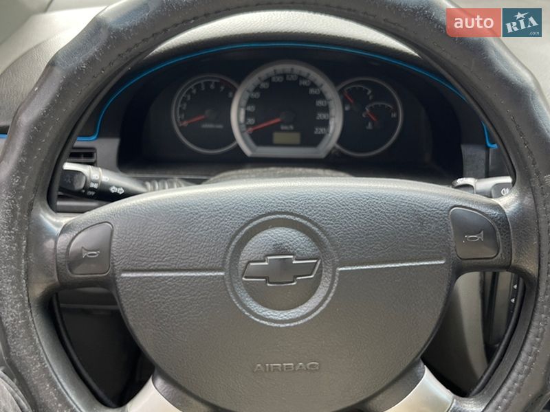 Седан Chevrolet Lacetti 2004 в Павлограде