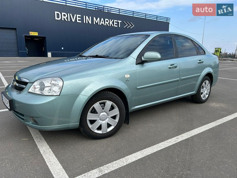 Седан Chevrolet Lacetti 2004 в Чернигове