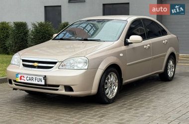 Седан Chevrolet Lacetti 2012 в Львове