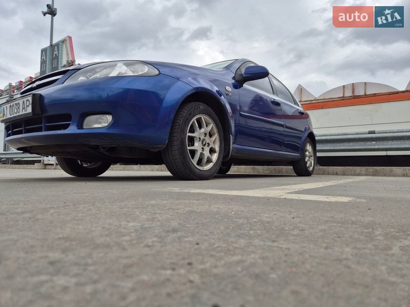 Хэтчбек Chevrolet Lacetti 2008 в Броварах