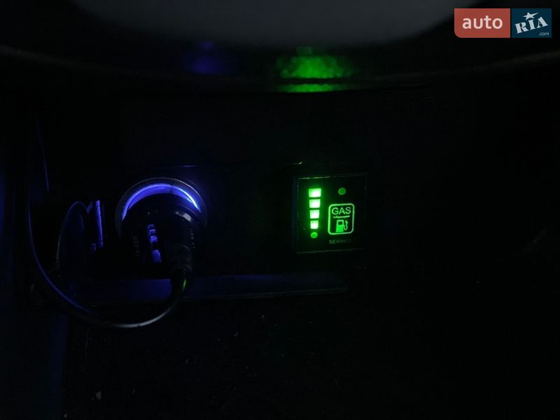 Седан Chevrolet Lacetti 2004 в Києві