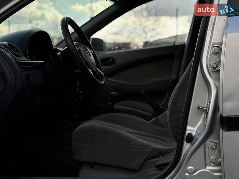 Хэтчбек Chevrolet Lacetti 2008 в Кропивницком